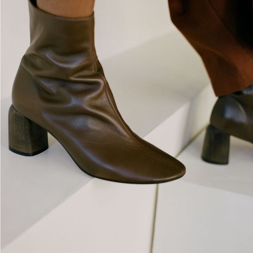LOQ Georgia Heeled Leather Boot in Col Mousse Chocolate Brown Size 37 Size 6.5